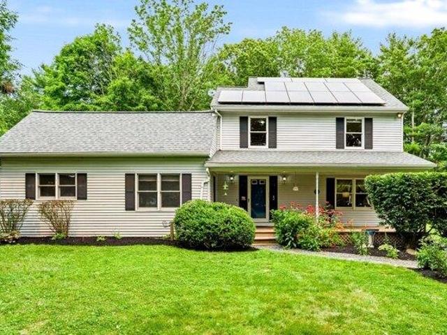 3 bedroom, Foxboro MA 02035 105589455