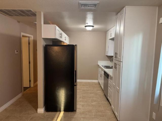 3 bedroom, Fontana CA 92335 106113310