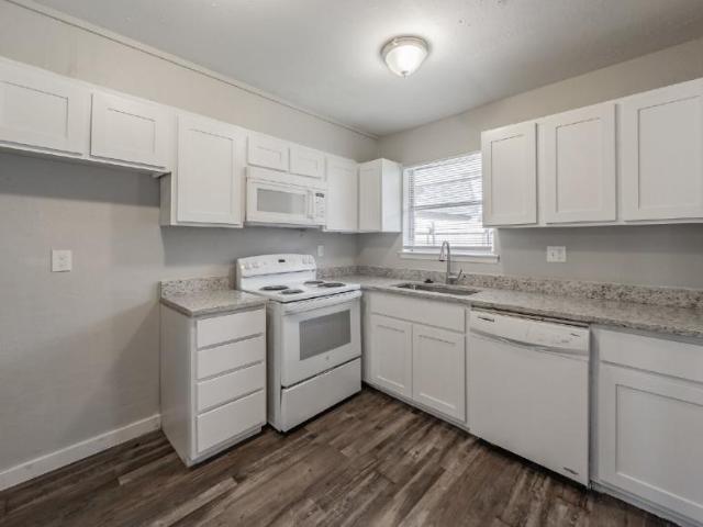 3 bedroom, Fort Worth TX 76140 103451640