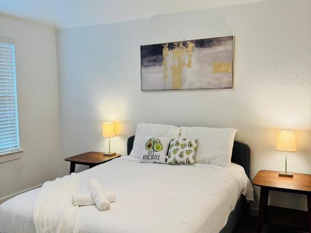 3 bedroom, Fort Worth TX 76131 103467981