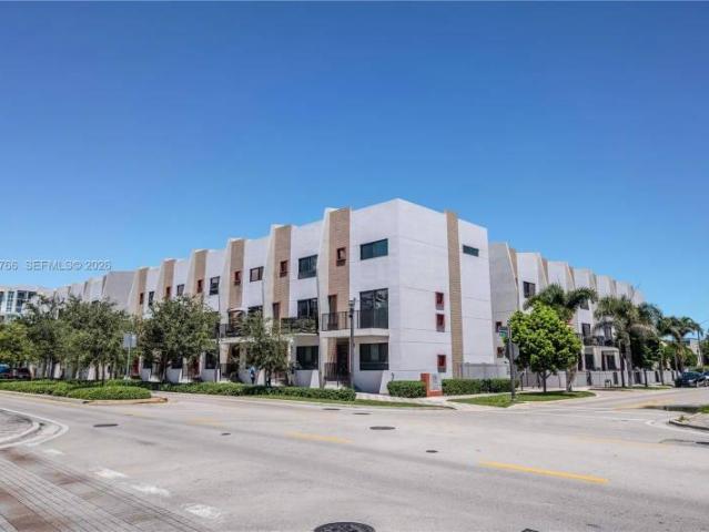 3 bedroom, Fort Lauderdale FL 33304 105505054