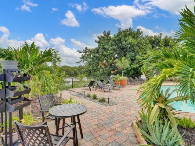 3 bedroom, Fort Lauderdale FL 33304 106153831
