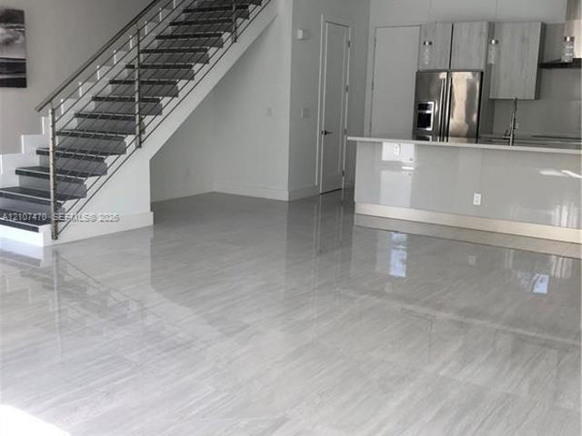 3 bedroom, Fort Lauderdale FL 33304 106192071