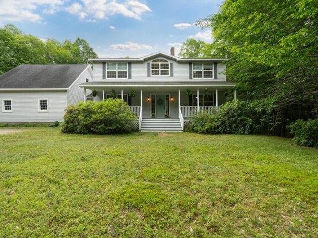 3 bedroom, Fayette ME 04349 104904266