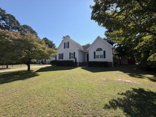 3 bedroom, Fayetteville NC 28311 106219142