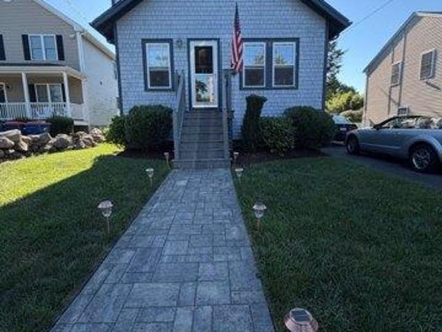 3 bedroom, Fairhaven MA 02719 105438203