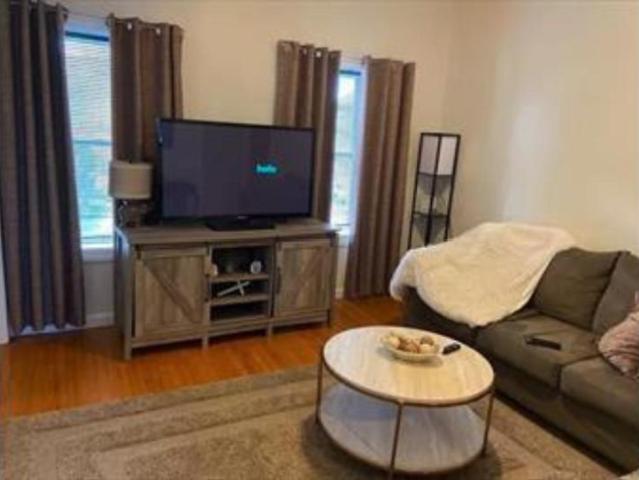 3 bedroom, Fall River MA 02721 106165488