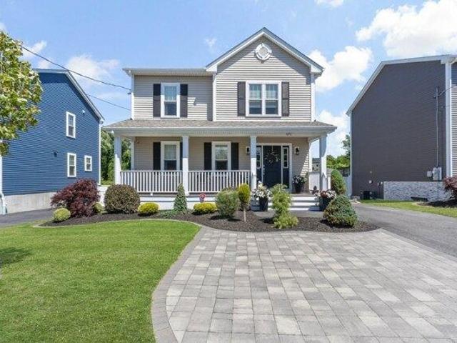 3 bedroom, Fall River MA 02724 105424802