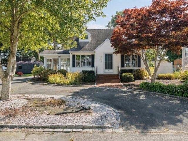3 bedroom, Falmouth MA 02536 105559087
