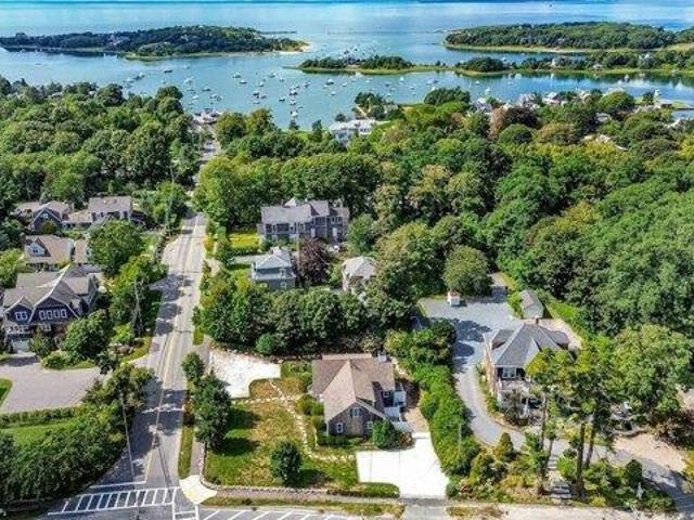 3 bedroom, Falmouth MA 02540 105633283