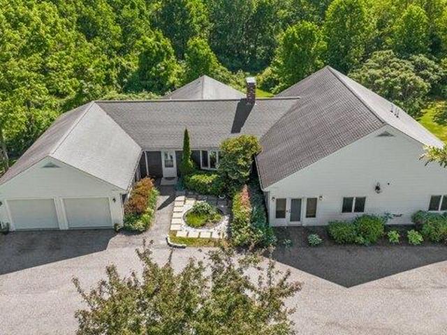3 bedroom, Falmouth ME 04105 105649838