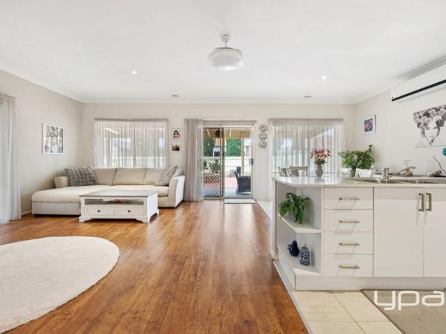 3 BEDROOM FAMILY HOME