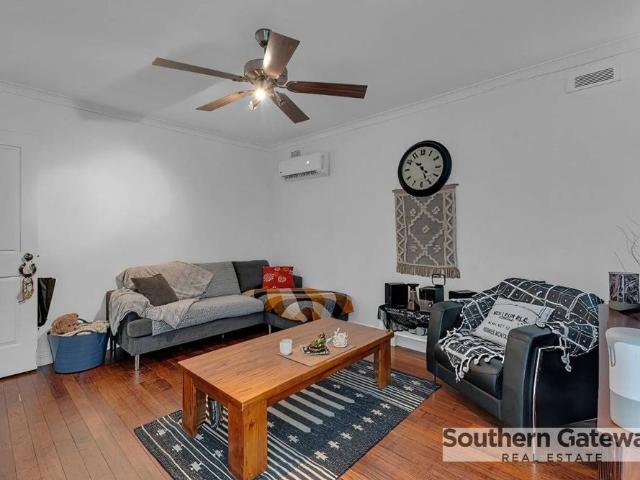 3 BEDROOM FAMILY HOME!