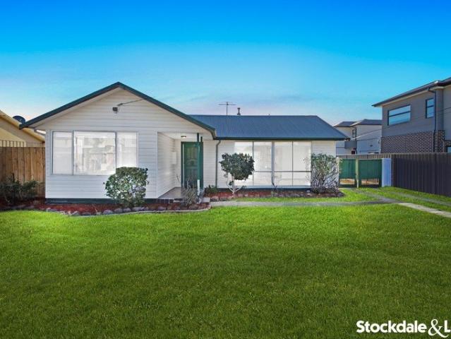 3 BEDROOM FAMILY HOME FOR RENT IN LAVERTON !