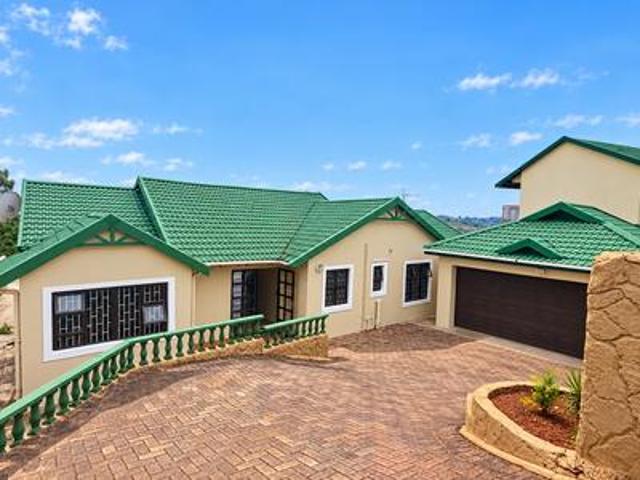 3 bedroom family home for sale broadlands