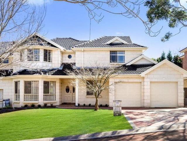3 BEDROOM FAMILY HOME IN BEAUTIFUL BELLA VISTA