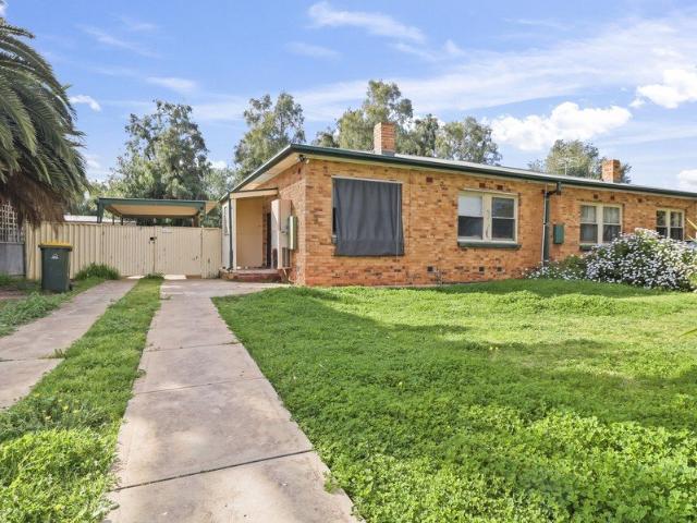 3 Bedroom Family Home in Elizabeth Park