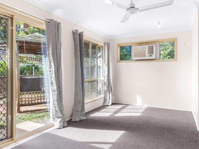 3 BEDROOM FAMILY HOME IN TARANGANBA!