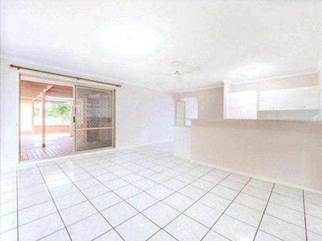 3 Bedroom Family Home with Double Garage & Outdoor Entertaining
