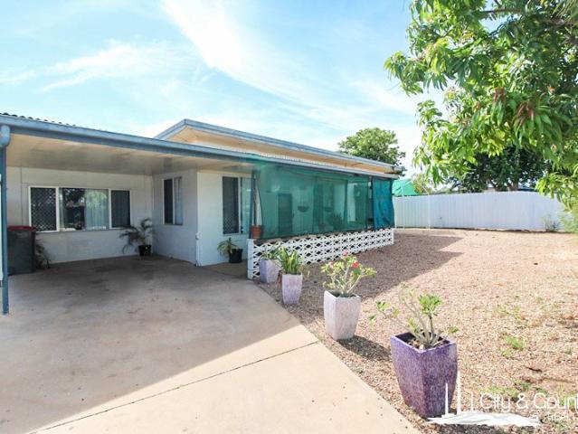 3 Bedroom Family Home with Large Shed