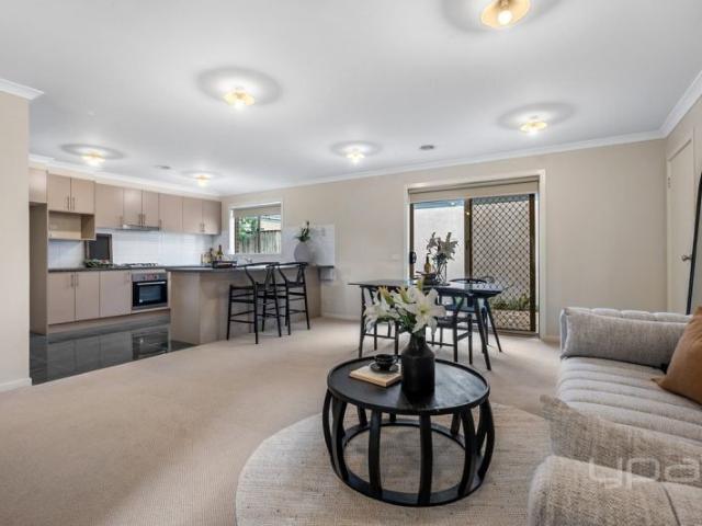 3 BEDROOM FAMILY HOME WITH STYLE & COMFORT