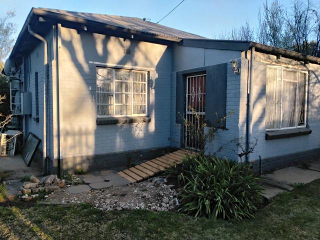 3 Bedroom Family home to Rent in Noordhoek