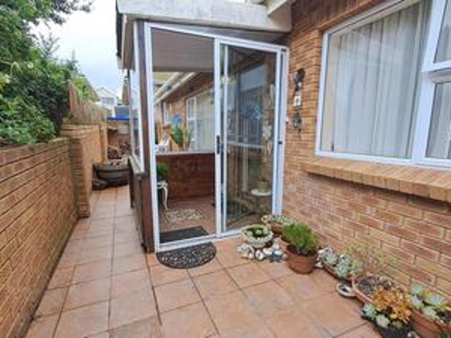 3 bedroom family/retirement home on.