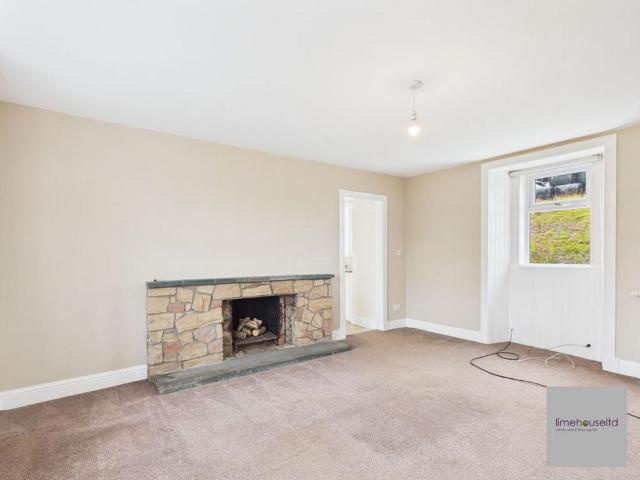3 bedroom farm house to rent