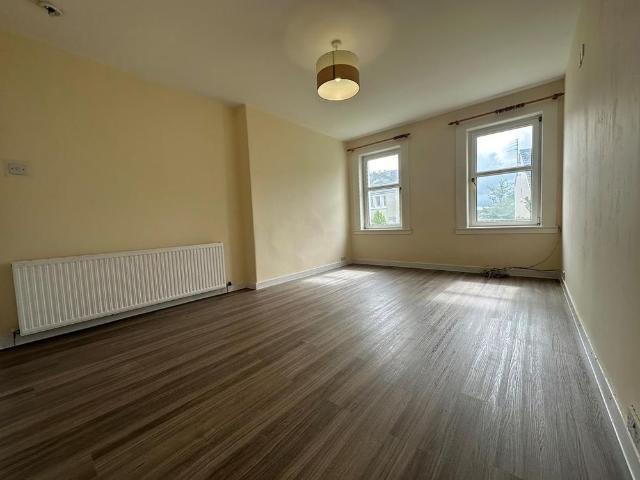 3 bedroom farm house to rent