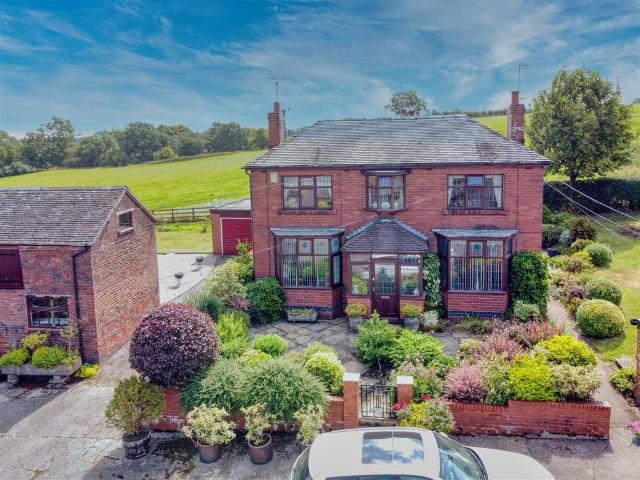 3 bedroom farm house for sale