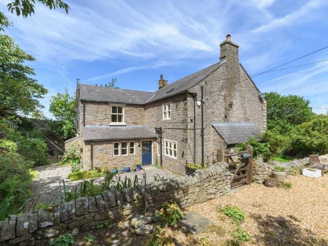 4 bedroom farm house for sale