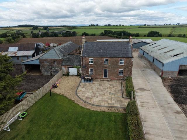 3 bedroom farm house for sale