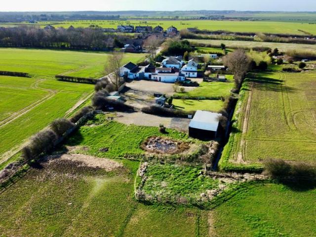 3 bedroom farm house for sale