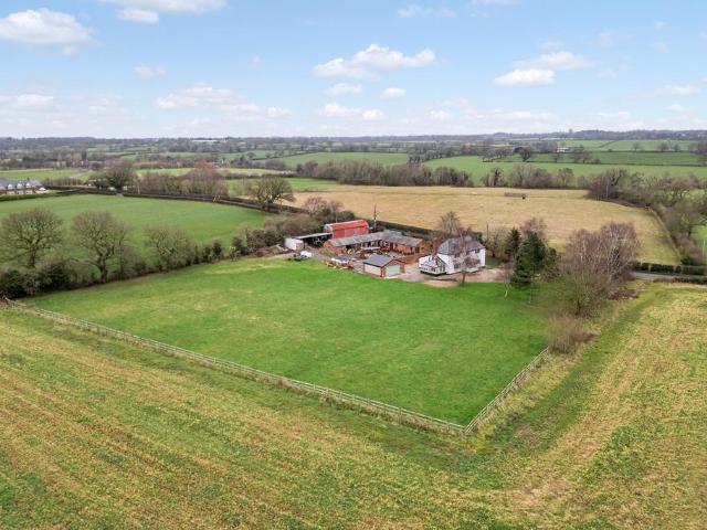 3 bedroom farm house for sale