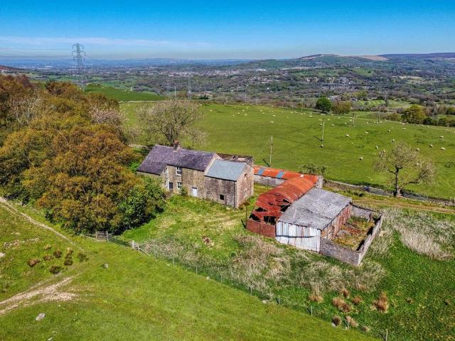 3 bedroom farm house for sale