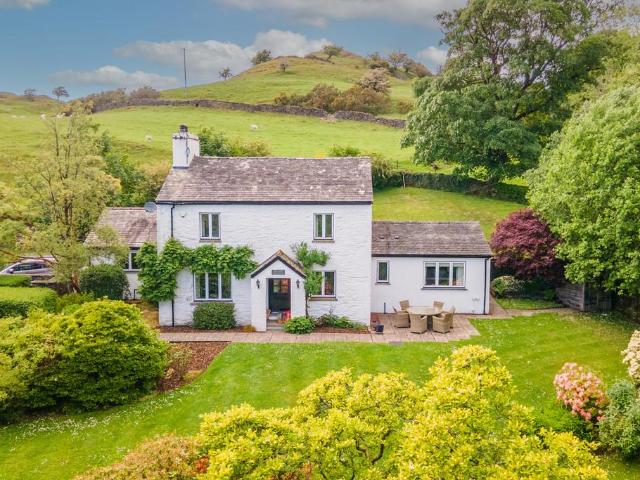 3 bedroom farm house for sale