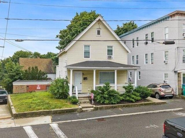 3 bedroom, Fitchburg MA 01420 105330652