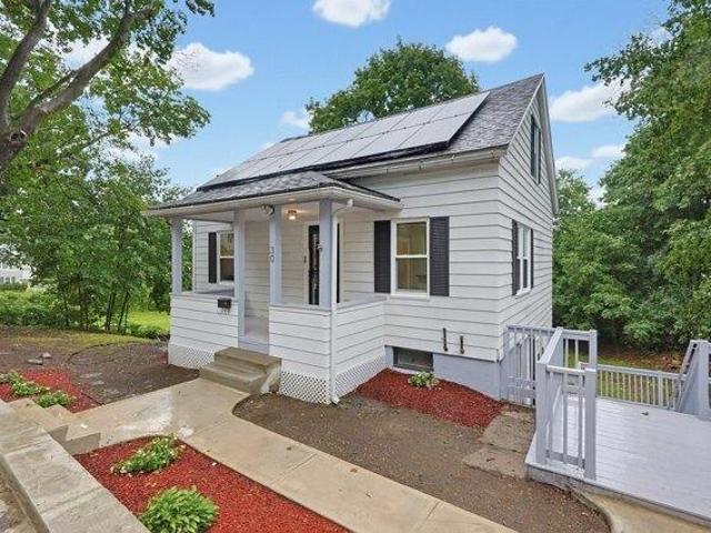 3 bedroom, Fitchburg MA 01420 105474890