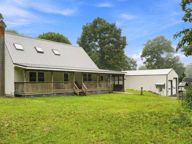 3 bedroom, Fitzwilliam NH 03447 105632325