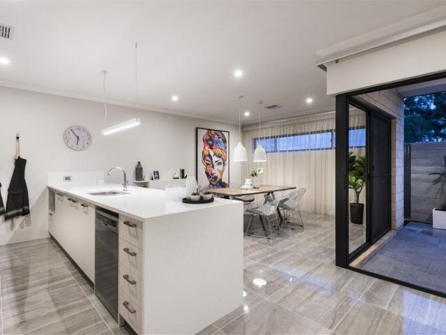3 Bedroom First Home Buyer Home in Eglinton 2km to Beach, Near Parks, Schools & Train Station Fixed Price Package