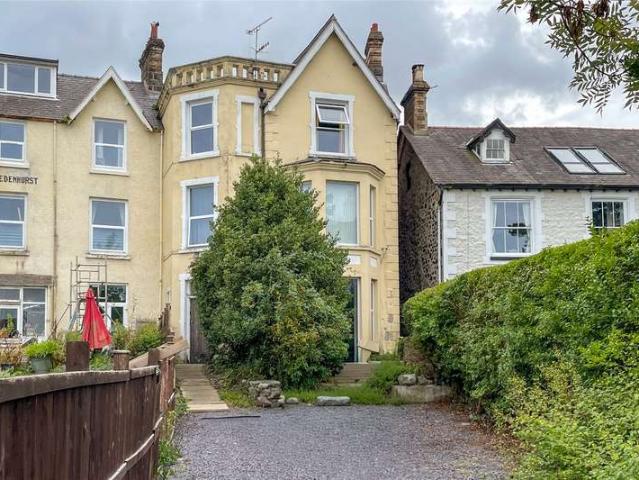 3 Bedroom Flat