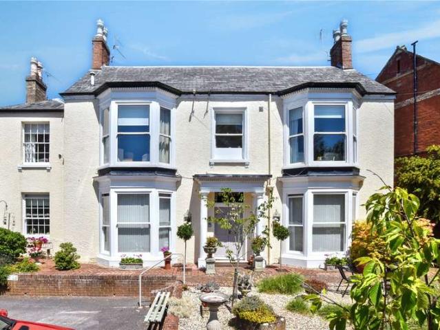 3 Bedroom Flat