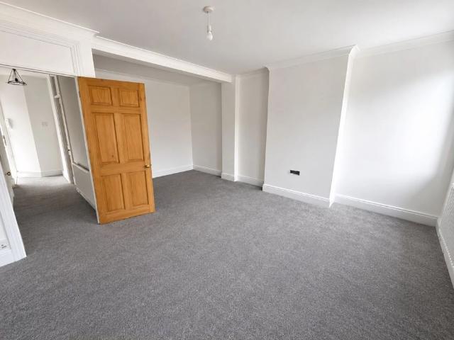 3 Bedroom Flat