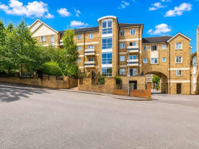 3 Bedroom Flat