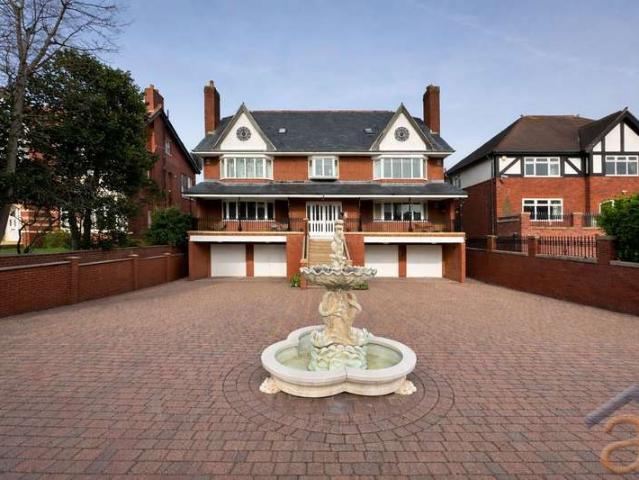 3 Bedroom Flat