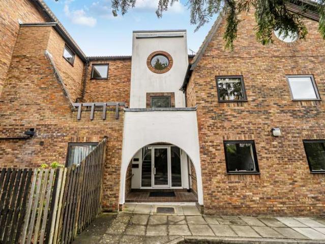 3 Bedroom Flat