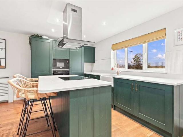 3 Bedroom Flat