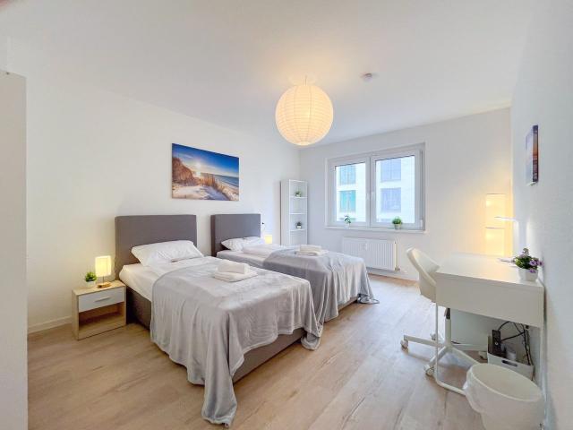 3 bedroom flat 70 m² in central Heilbronn – underground parking, workspace, Heilbronn Amsterdam Apartments for Rent