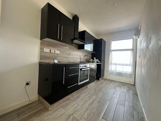 3 Bedroom Flat