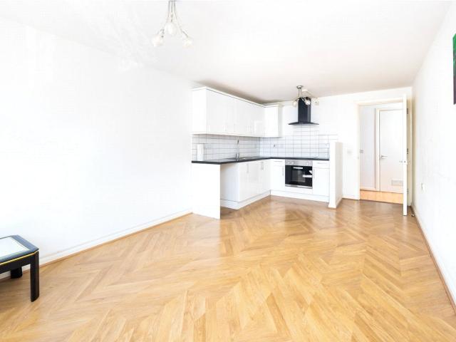 3 bedroom Flat